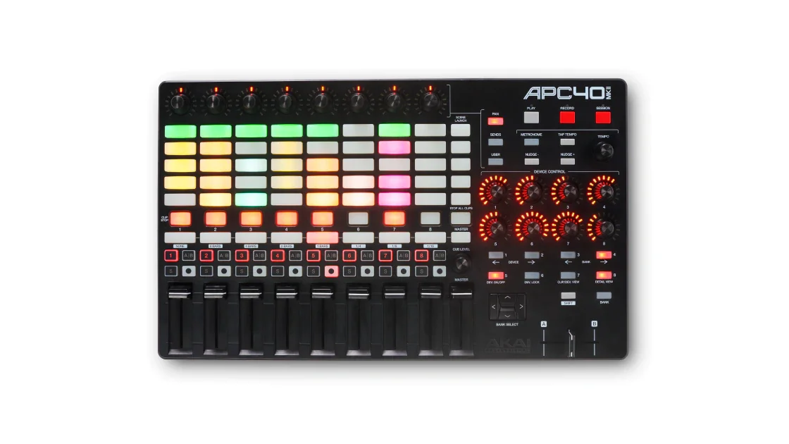 Аренда контроллера Akai APC40 mkII для запуска музыки и клипов